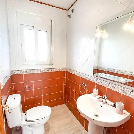 Casa La Llacuna: Casa En El Corazon Del Delta * El Poblenou del Delta